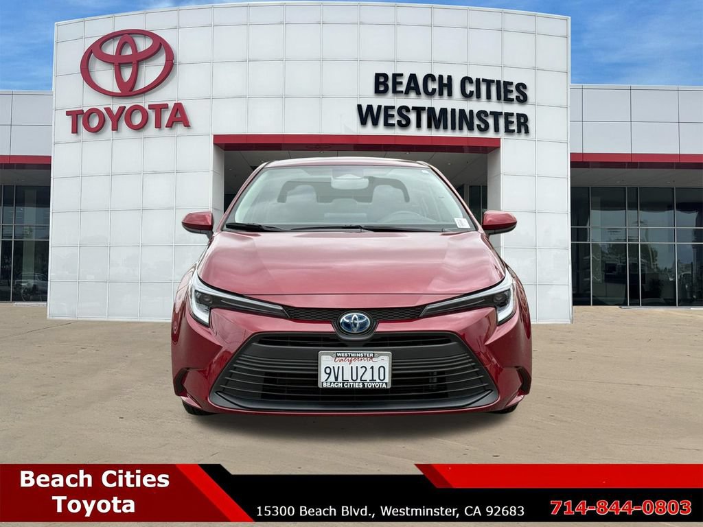 Certified 2025 Toyota Corolla LE w/ LE Premium Package FWD image 4