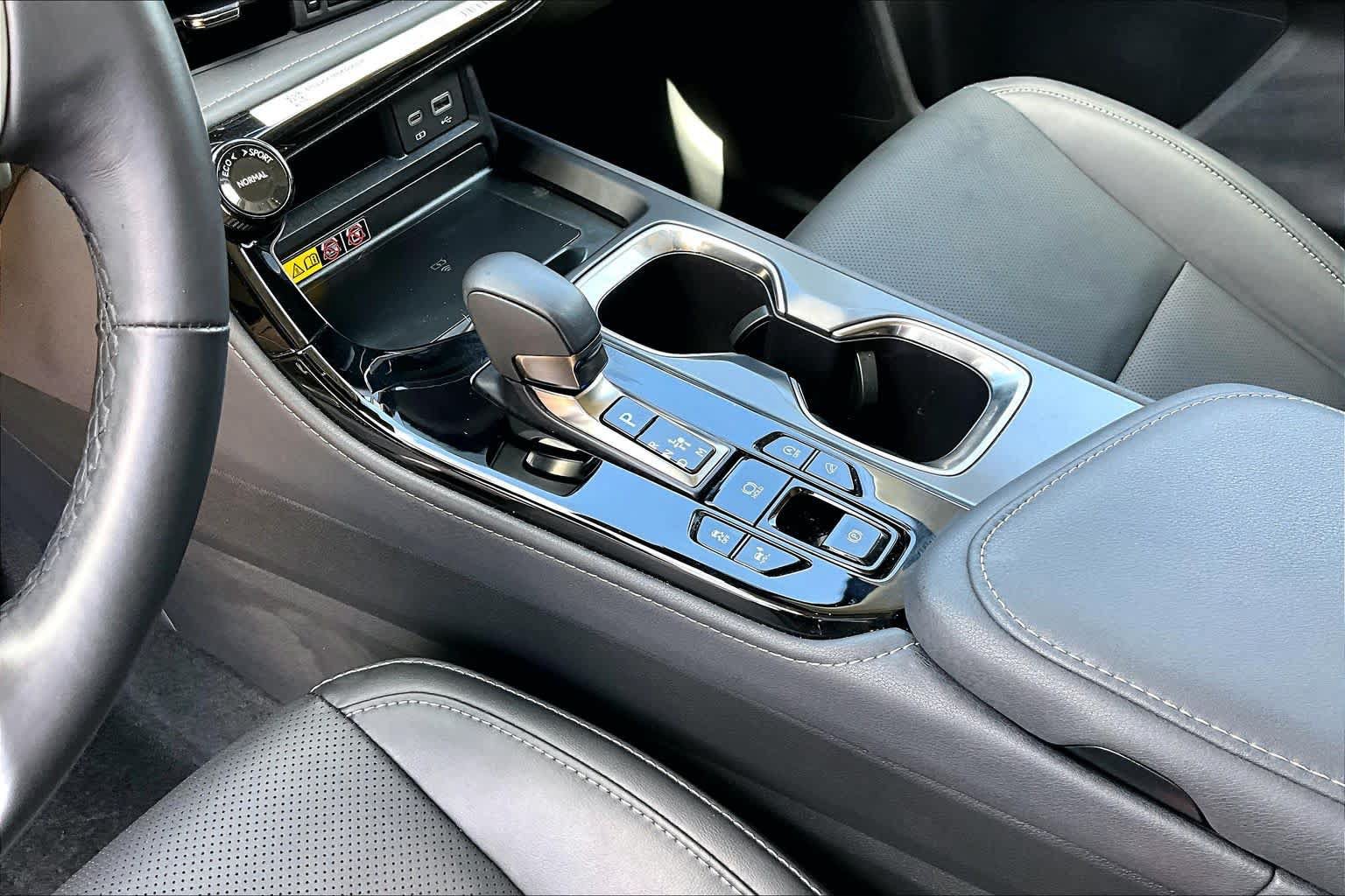 Certified 2026 Lexus NX 350 AWD w/ Accessory Package (Z1) image 17