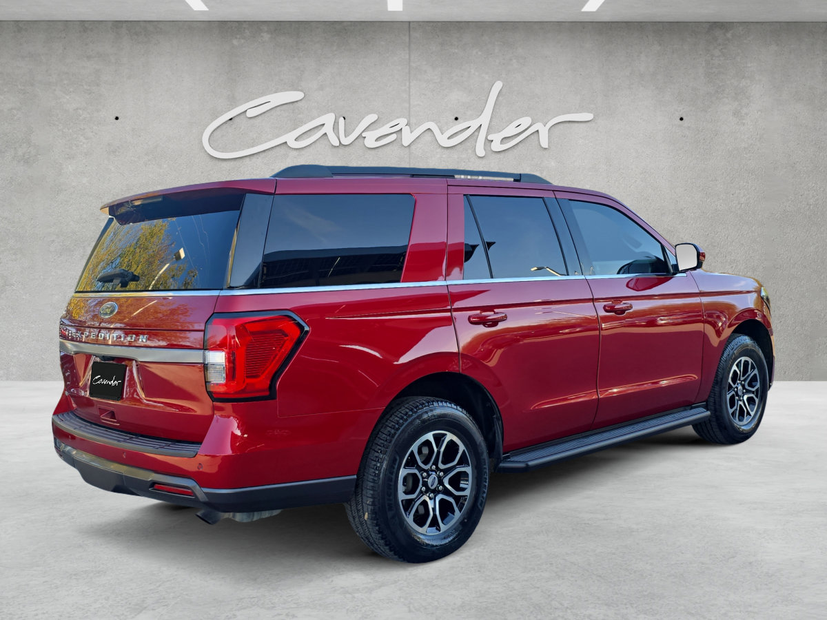 Used 2022 Ford Expedition XLT image 17