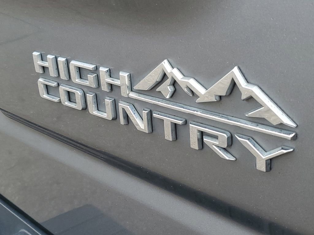 Used 2021 Chevrolet Silverado 1500 High Country image 40