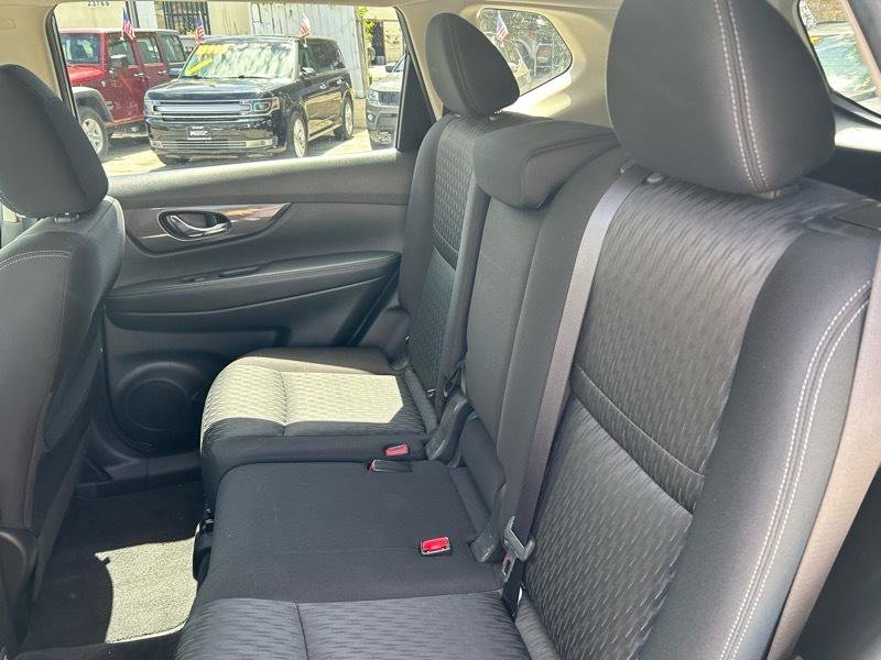 Used 2020 Nissan Rogue S w/ Special Edition Package AWD/4WD image 14