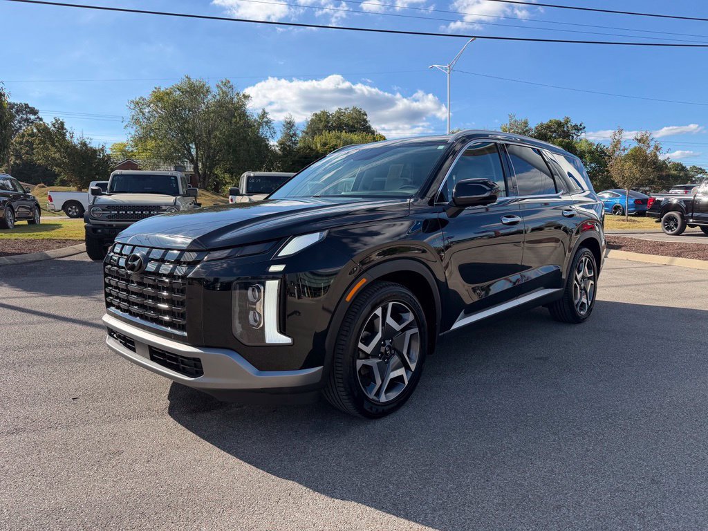 Used 2024 Hyundai Palisade SEL FWD image 3