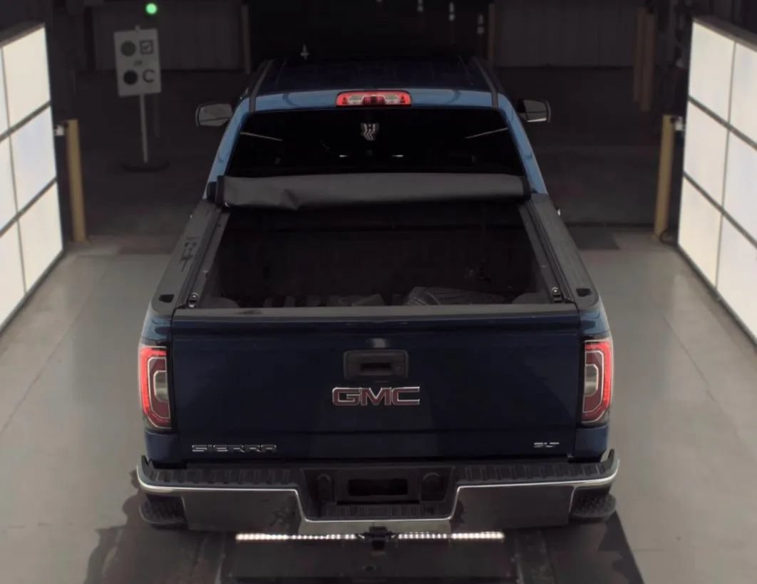 Used 2018 GMC Sierra 1500 SLT w/ Texas SLT Premium Package AWD/4WD image 3
