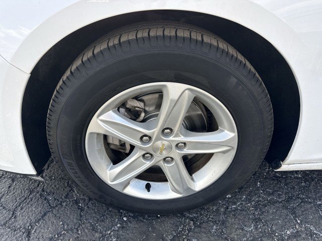 Certified 2020 Chevrolet Malibu LS w/ Driver Confidence Package II image 18