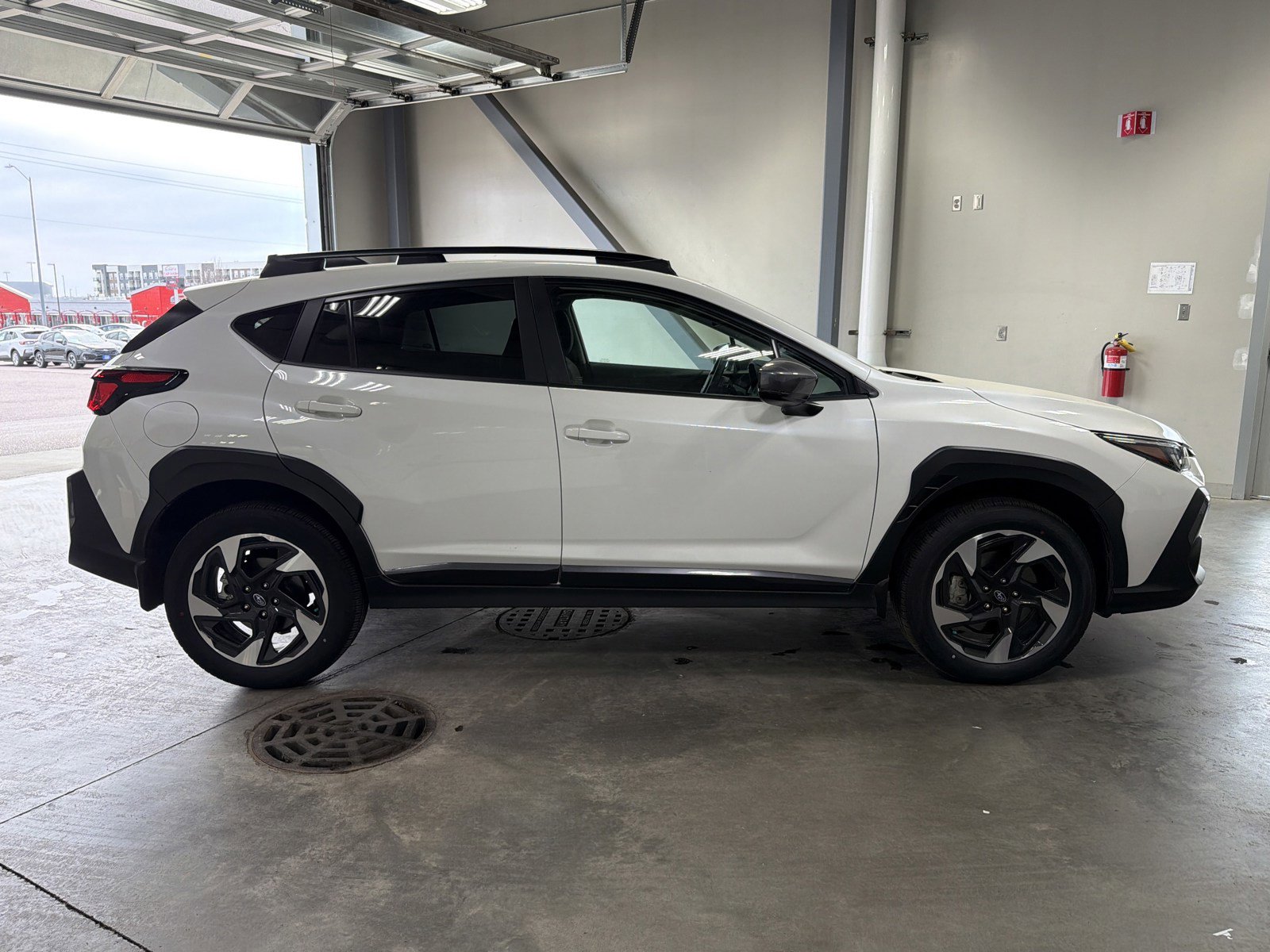 Used 2025 Subaru Crosstrek 2.5i Limited w/ Crosstrek Mirror Package image 8