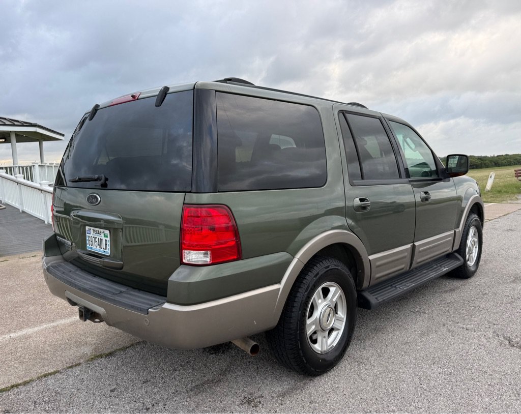 Used 2003 Ford Expedition Eddie Bauer RWD image 5