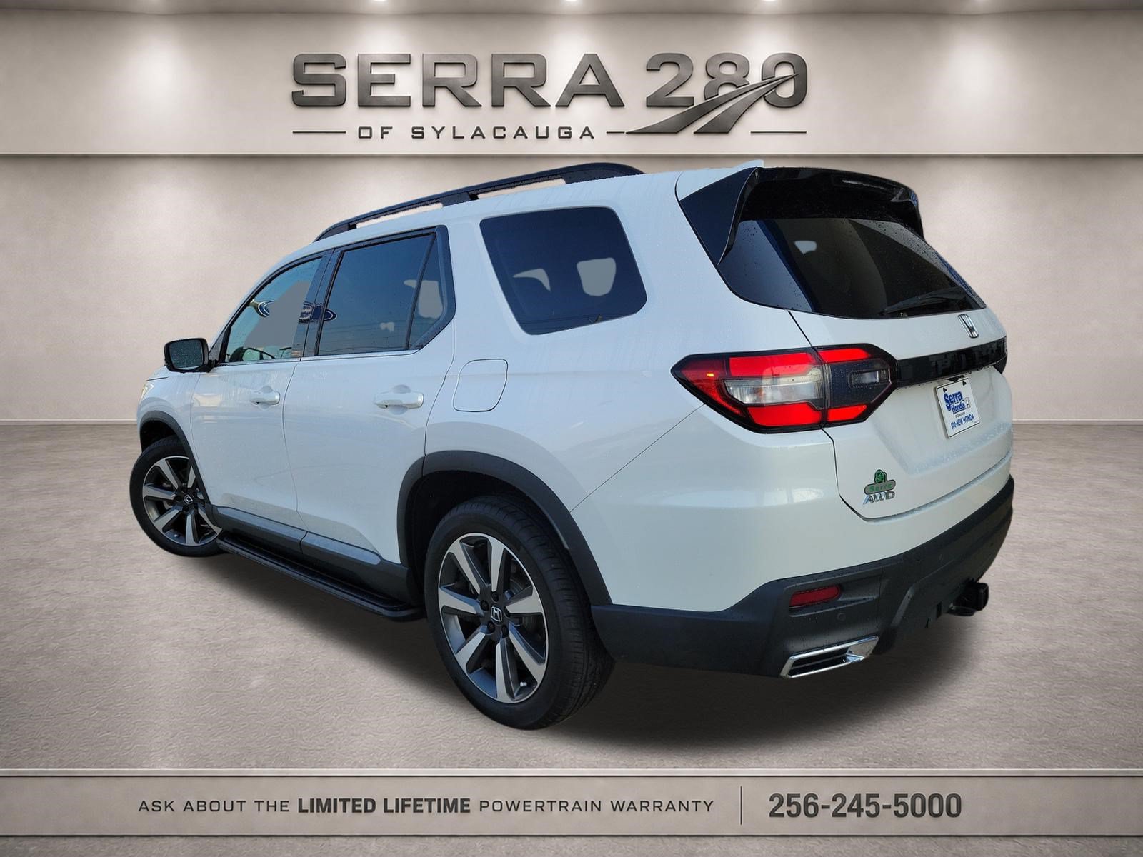 Used 2023 Honda Pilot Elite image 5
