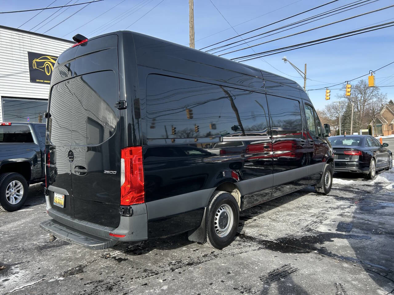 Used 2023 Mercedes-Benz Sprinter 2500 image 17