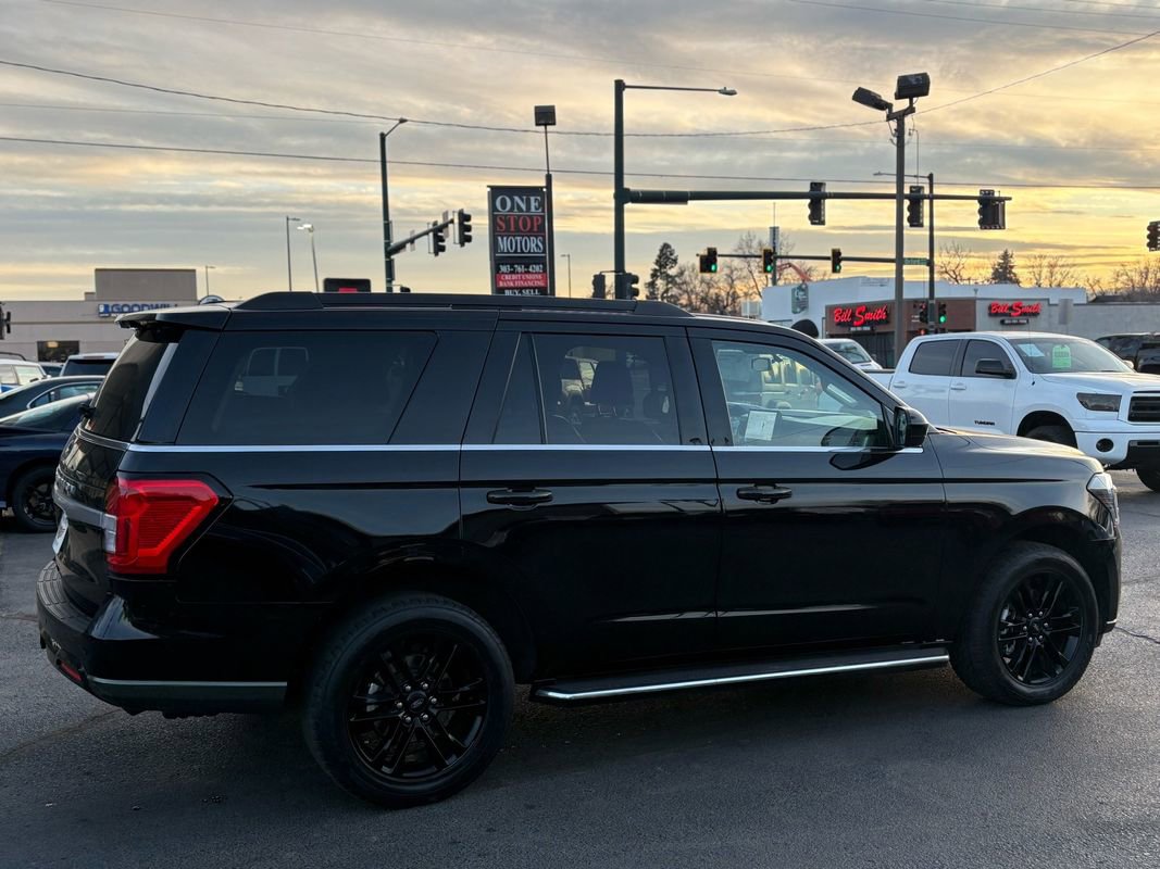 Used 2022 Ford Expedition XLT image 10