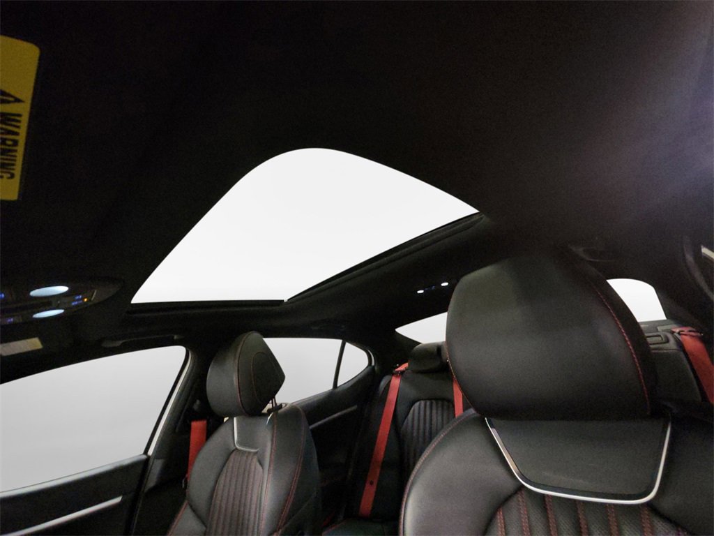 Used 2023 Genesis G70 2.0T w/ Sport Prestige Package image 23