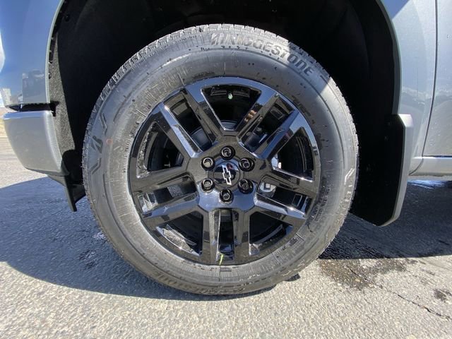 New 2026 Chevrolet Silverado 1500 Custom AWD/4WD image 10