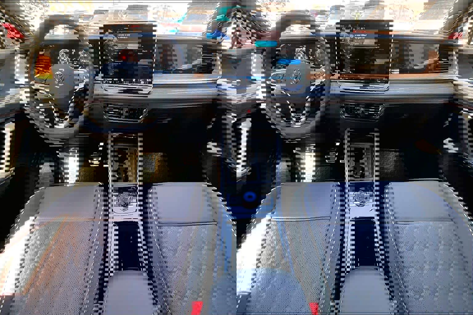 New 2026 Volkswagen Tiguan SEL R-Line image 5