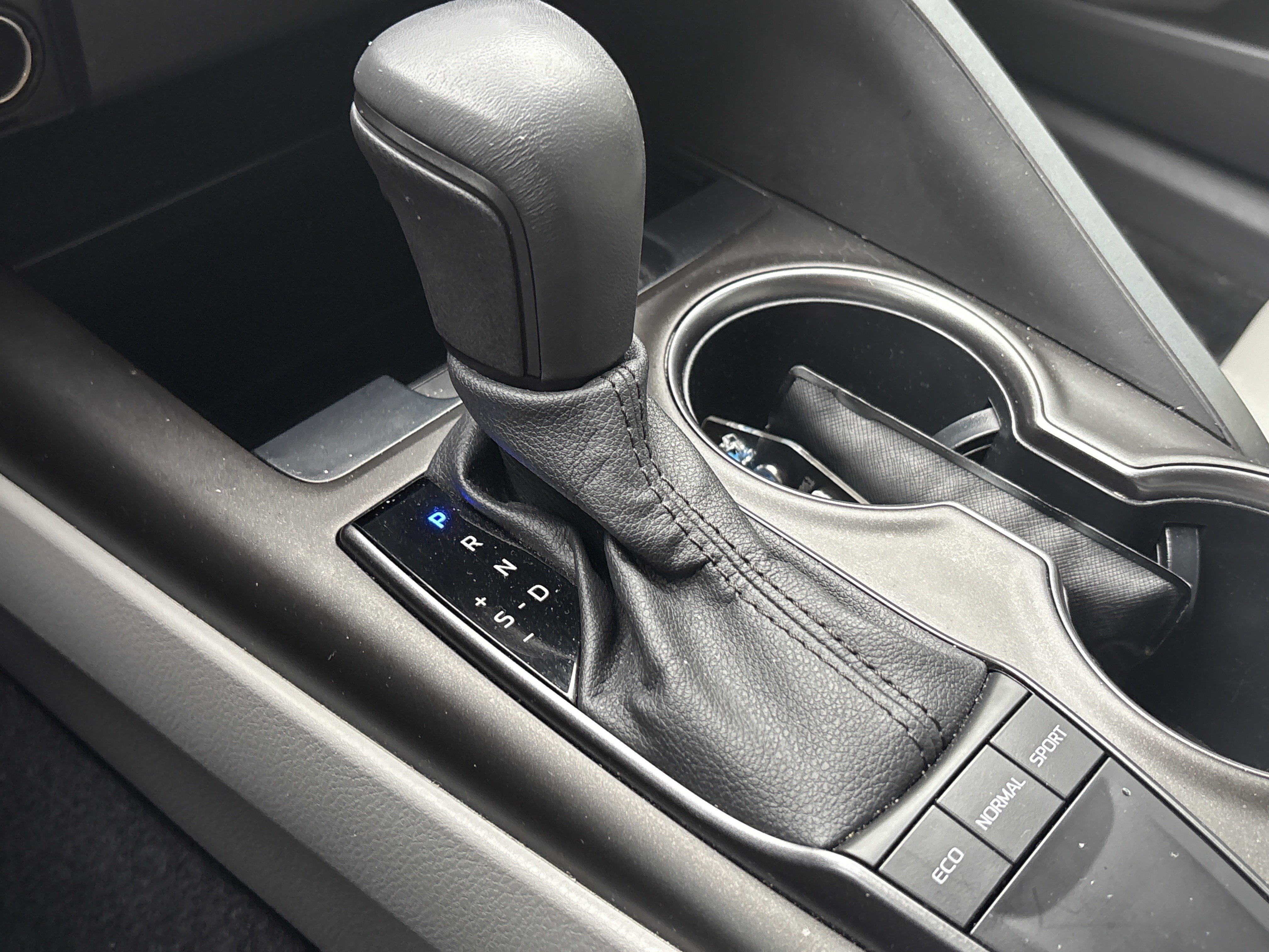 Used 2023 Toyota Camry SE image 26