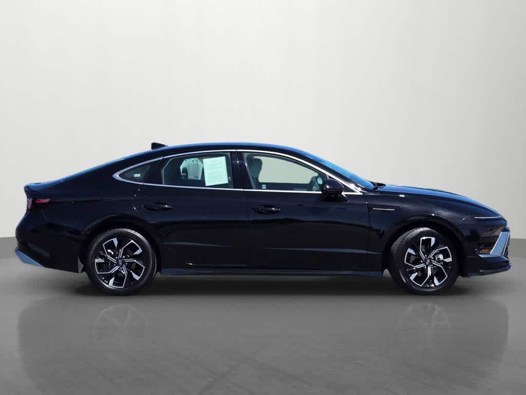 Used 2024 Hyundai Sonata SEL FWD image 7