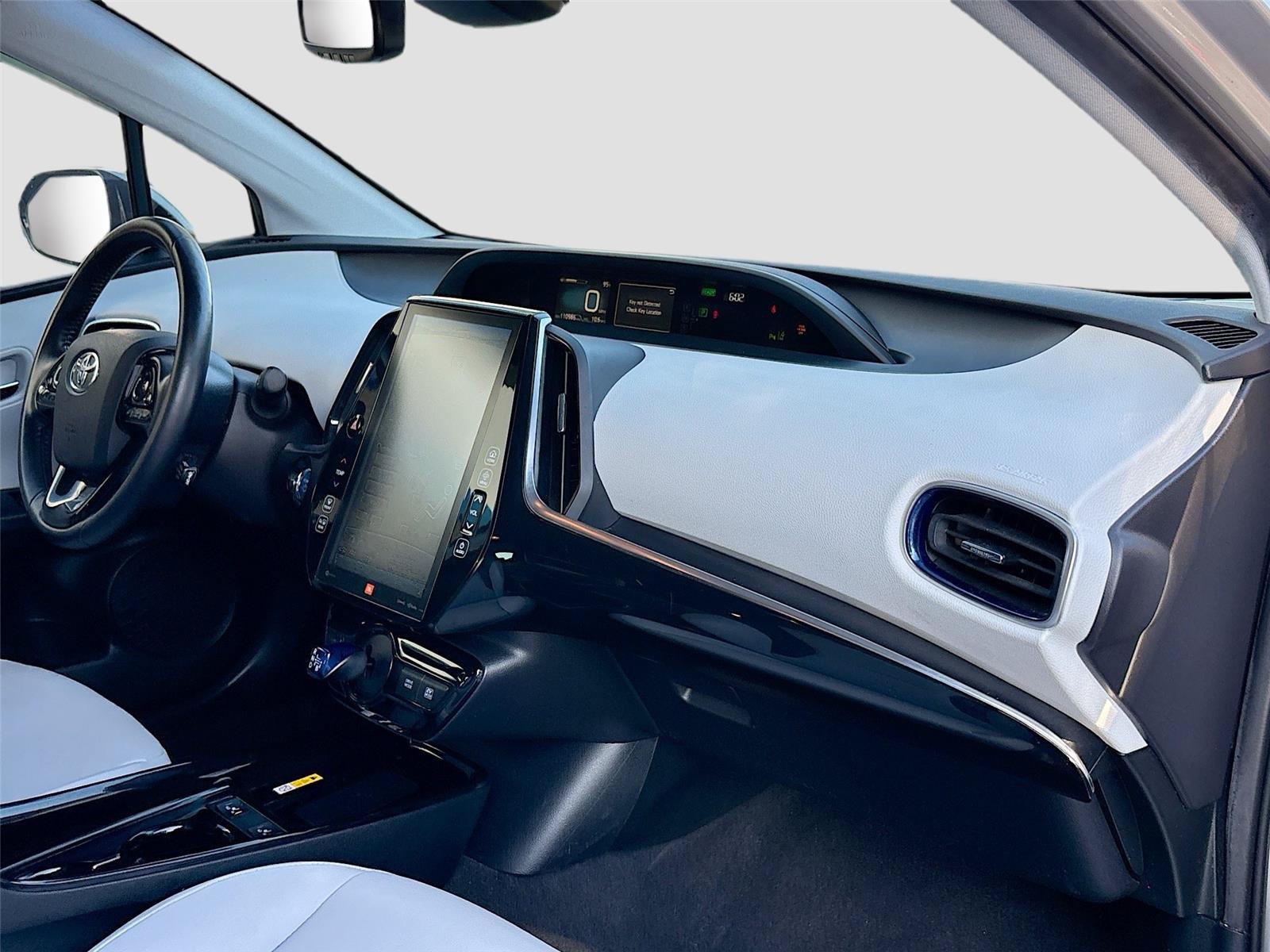 Used 2019 Toyota Prius Limited FWD image 29