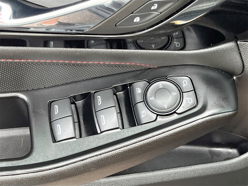 Used 2023 Chevrolet Traverse RS image 18