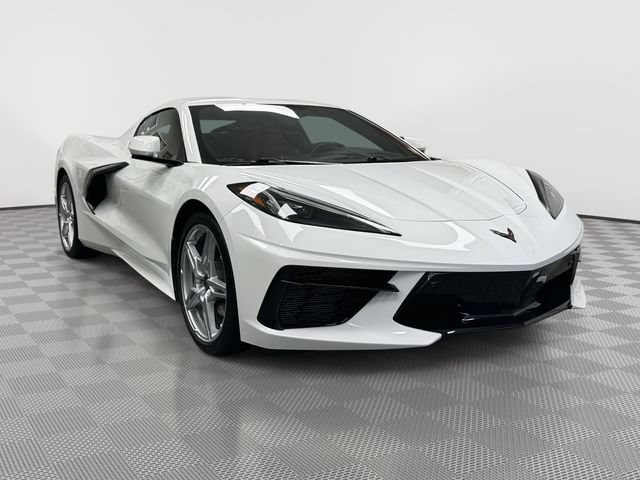 Used 2020 Chevrolet Corvette Stingray Preferred Cpe w/ 2LT Preferred Equipment Group RWD image 4