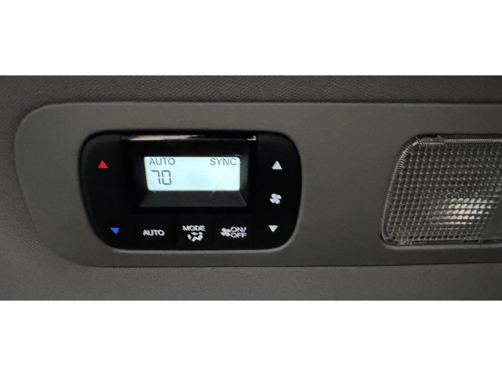Used 2023 Honda Odyssey Touring image 23