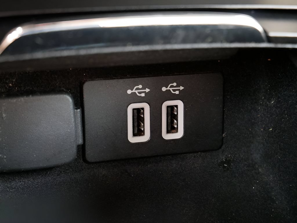 Used 2017 Lincoln MKC Select AWD/4WD image 25