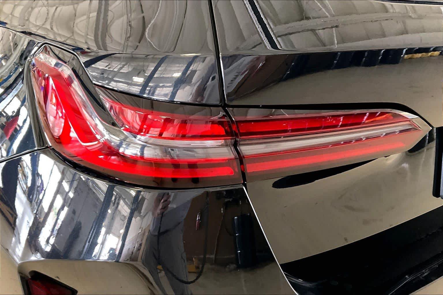 New 2027 BMW M5 Touring AWD/4WD image 14