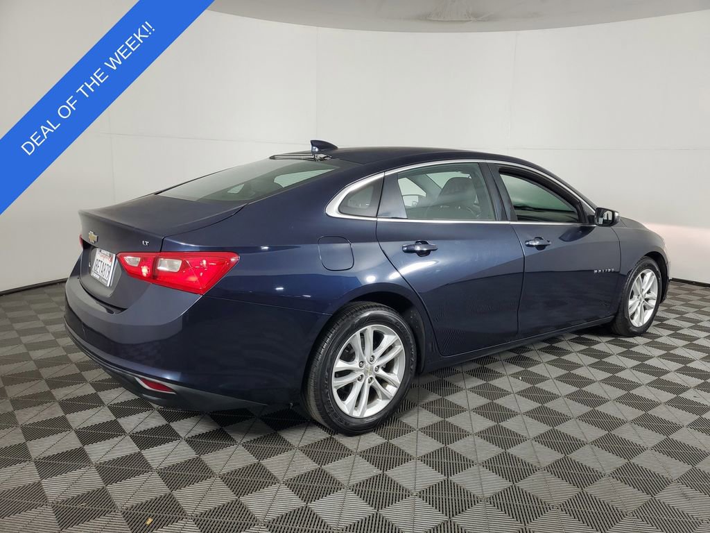 Used 2017 Chevrolet Malibu LT image 4