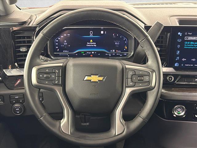 Used 2023 Chevrolet Silverado 1500 LT AWD/4WD image 23