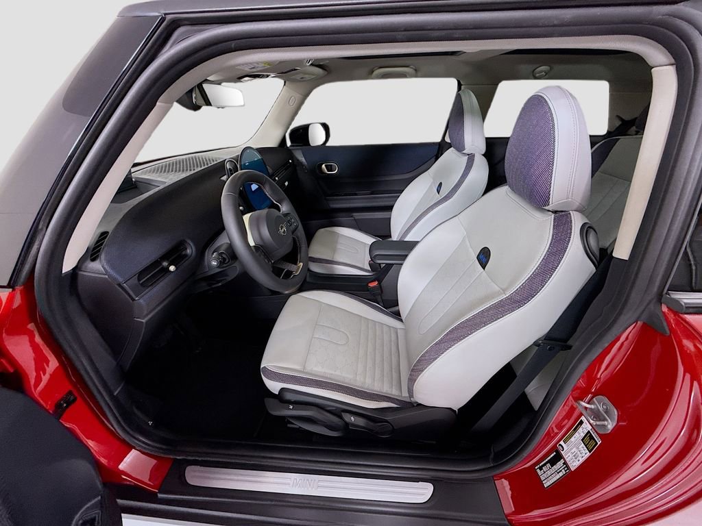 Certified 2025 MINI Cooper S FWD image 19