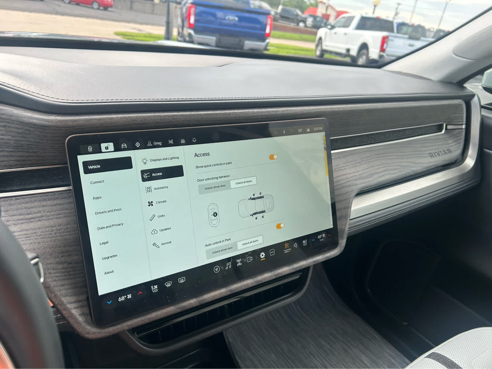 Used 2026 Rivian R1S Adventure AWD/4WD image 58