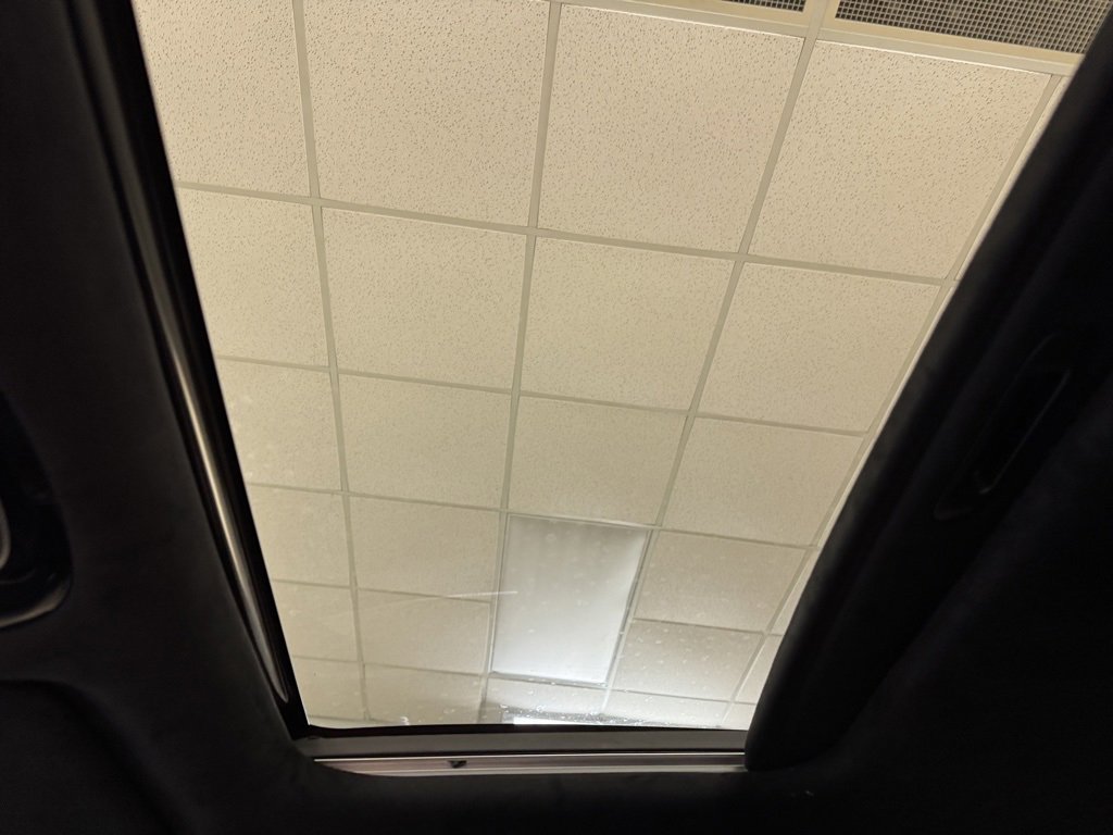 Used 2023 Hyundai Palisade Calligraphy image 45