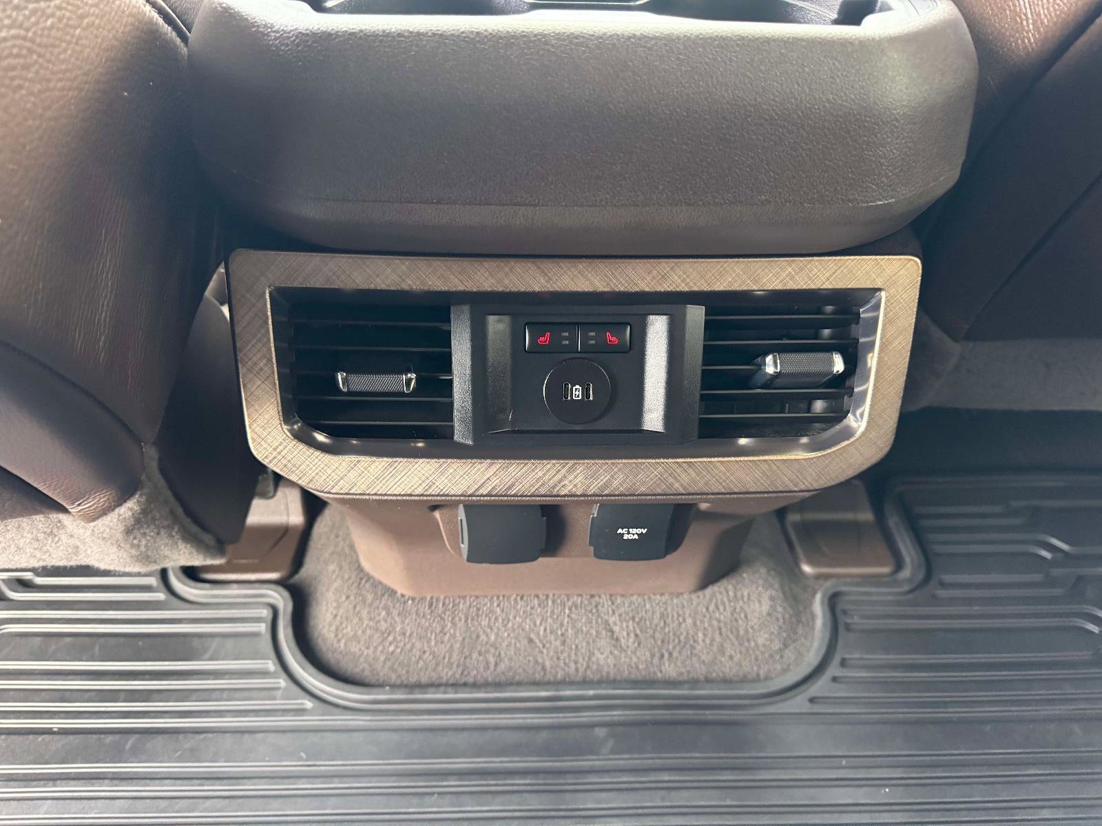 Used 2023 Ford F450 King Ranch w/ Chrome Package image 24