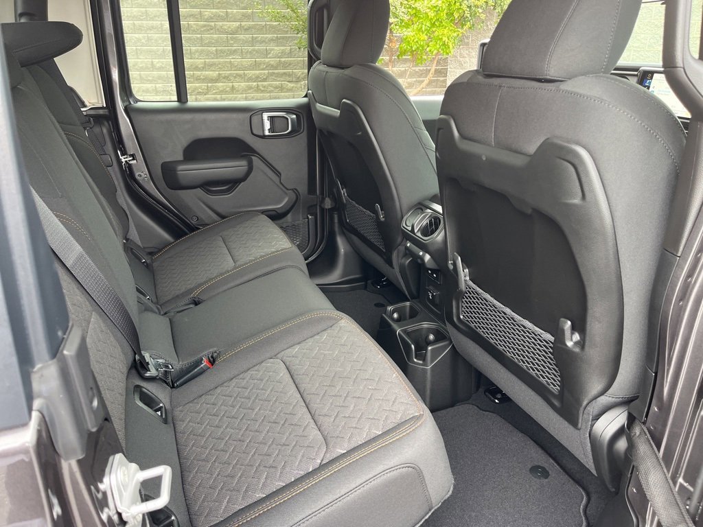 New 2025 Jeep Gladiator Mojave w/ Convenience Group image 14