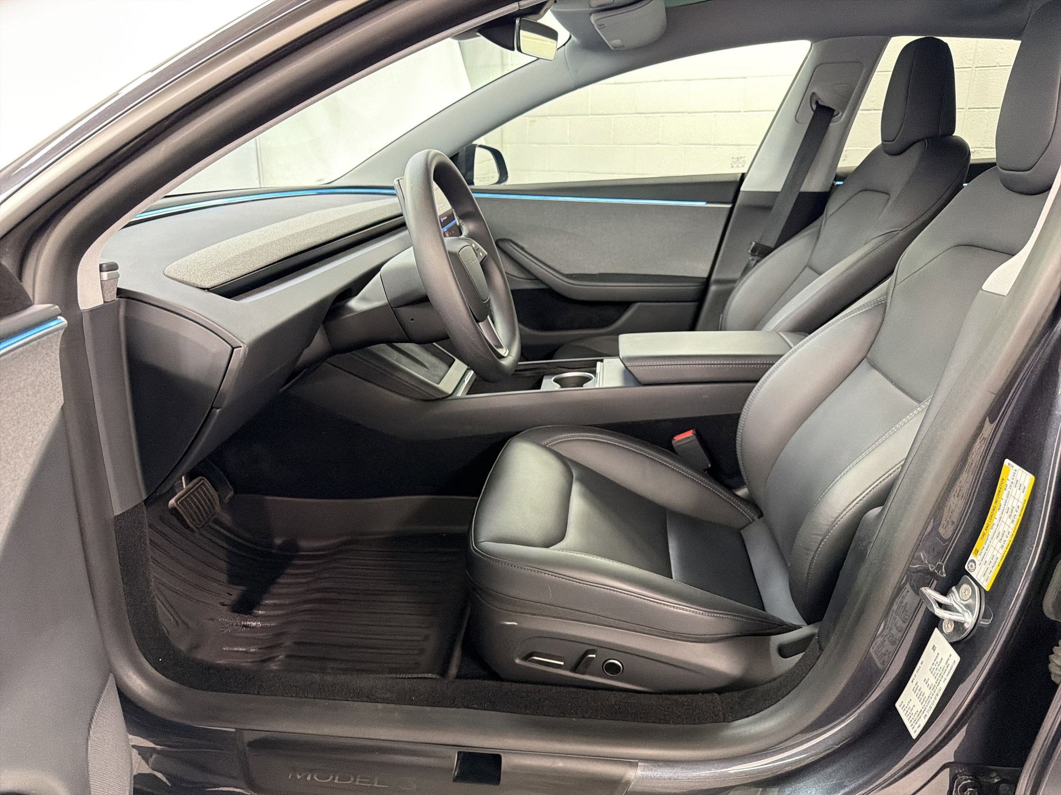 Used 2025 Tesla Model 3 Long Range RWD image 5