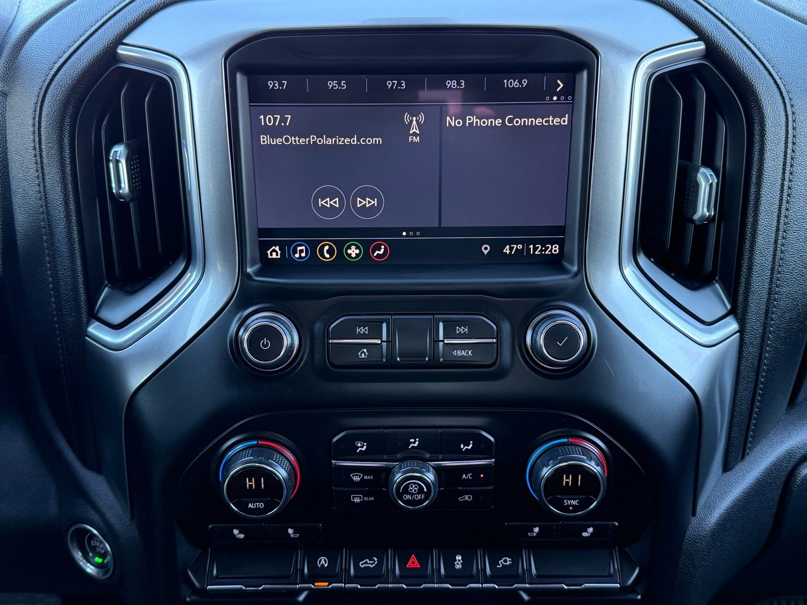 Used 2019 Chevrolet Silverado 1500 LT w/ All-Star Edition image 18