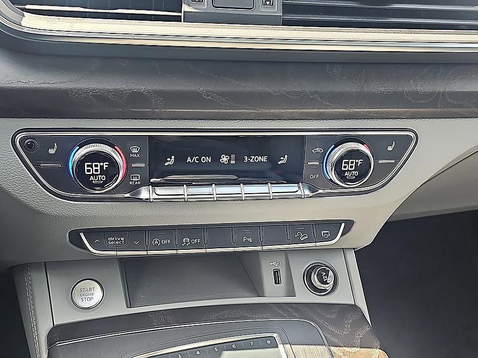 Used 2019 Audi Q5 2.0T Premium Plus AWD/4WD image 24