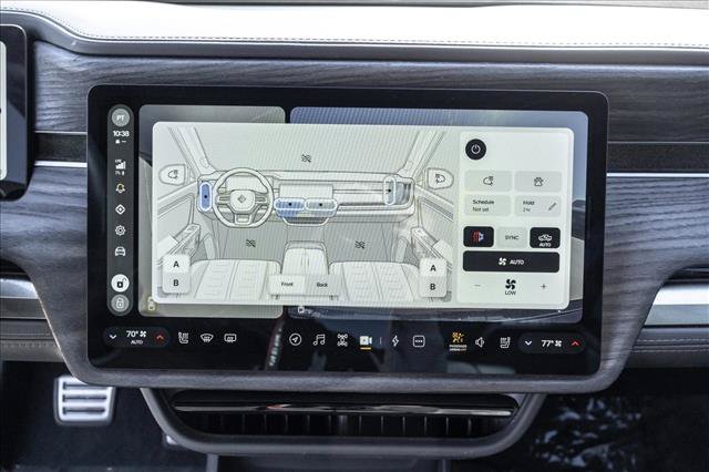 Used 2022 Rivian R1T Adventure AWD/4WD image 19