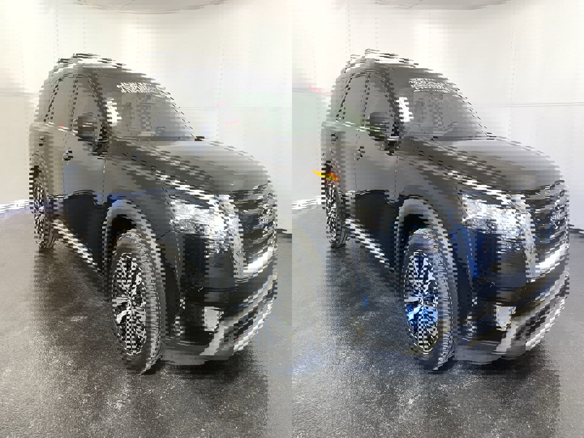 Certified 2024 Nissan Pathfinder Platinum w/ Cargo Package image 2