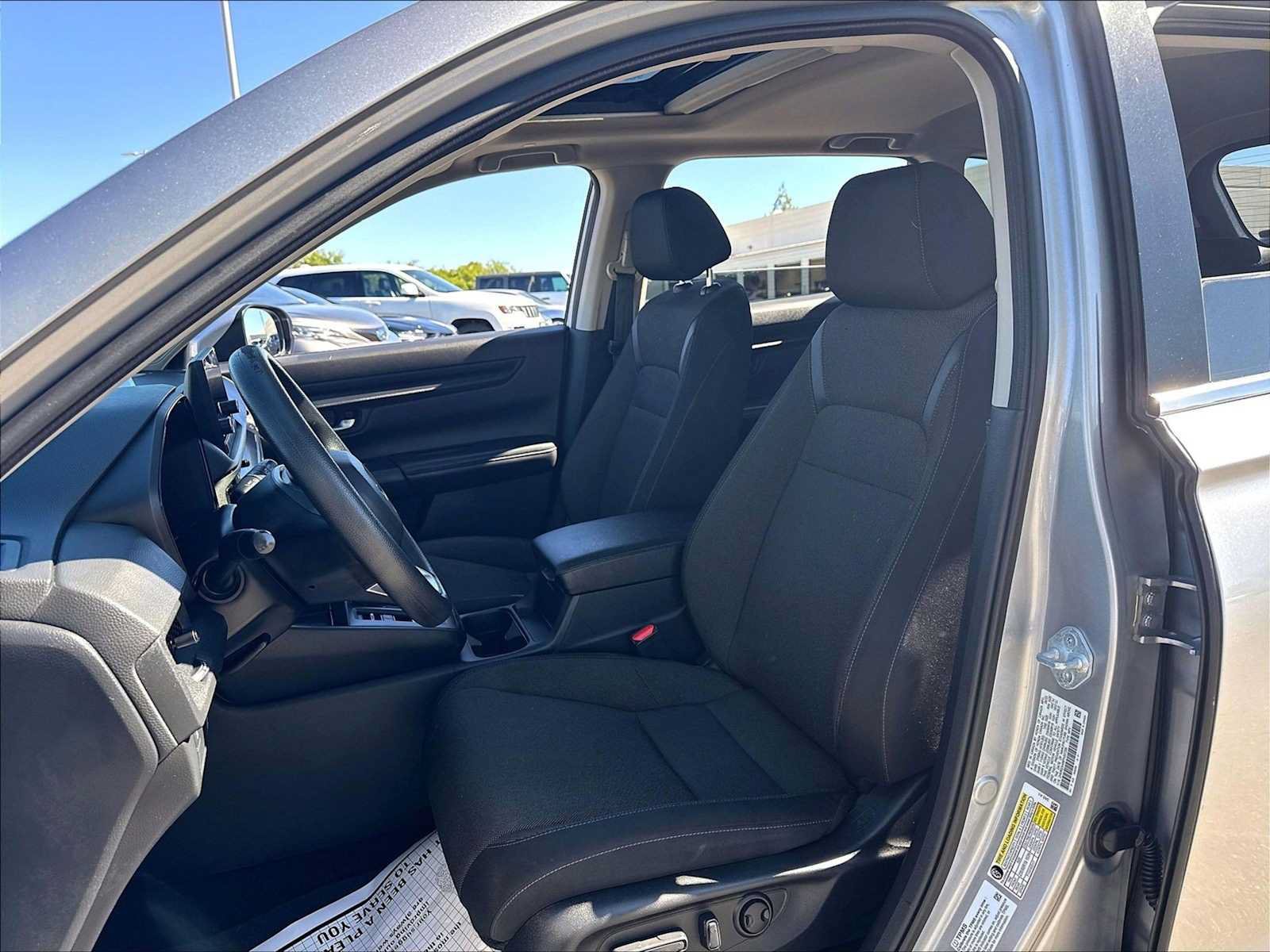 Used 2023 Honda CR-V EX image 27