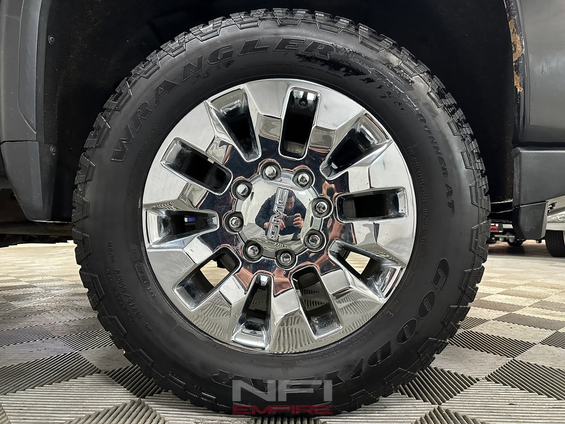 Used 2021 GMC Sierra 3500 Denali w/ Denali Ultimate Package image 16