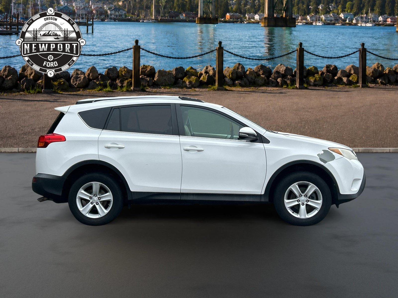 Used 2013 Toyota RAV4 XLE FWD image 10