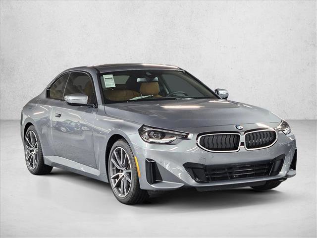 Used 2026 BMW 230i Coupe w/ Convenience Package image 3