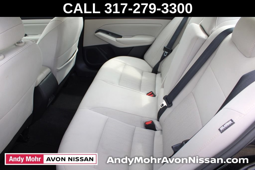 Used 2025 Nissan Altima 2.5 SV FWD image 24