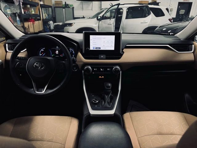 Used 2024 Toyota RAV4 XLE w/ Weather Package AWD/4WD image 21