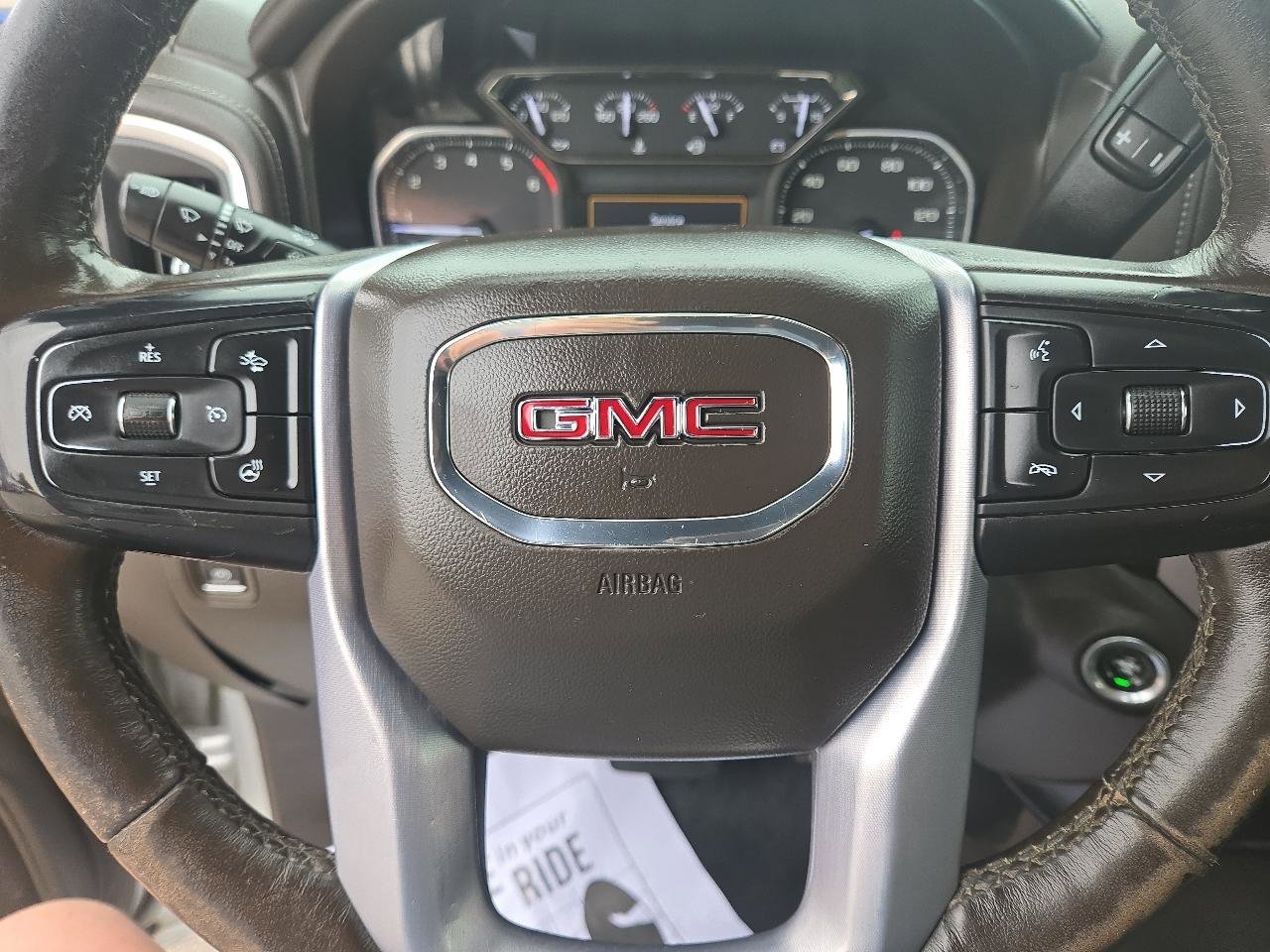 Used 2020 GMC Sierra 3500 SLT w/ Gooseneck/5TH Wheel Package AWD/4WD image 15