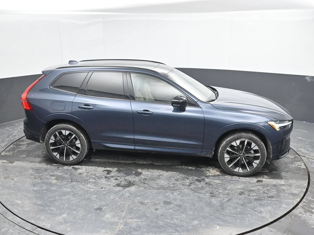 New 2026 Volvo XC60 B5 Plus w/ Protection Package Premier AWD/4WD image 30