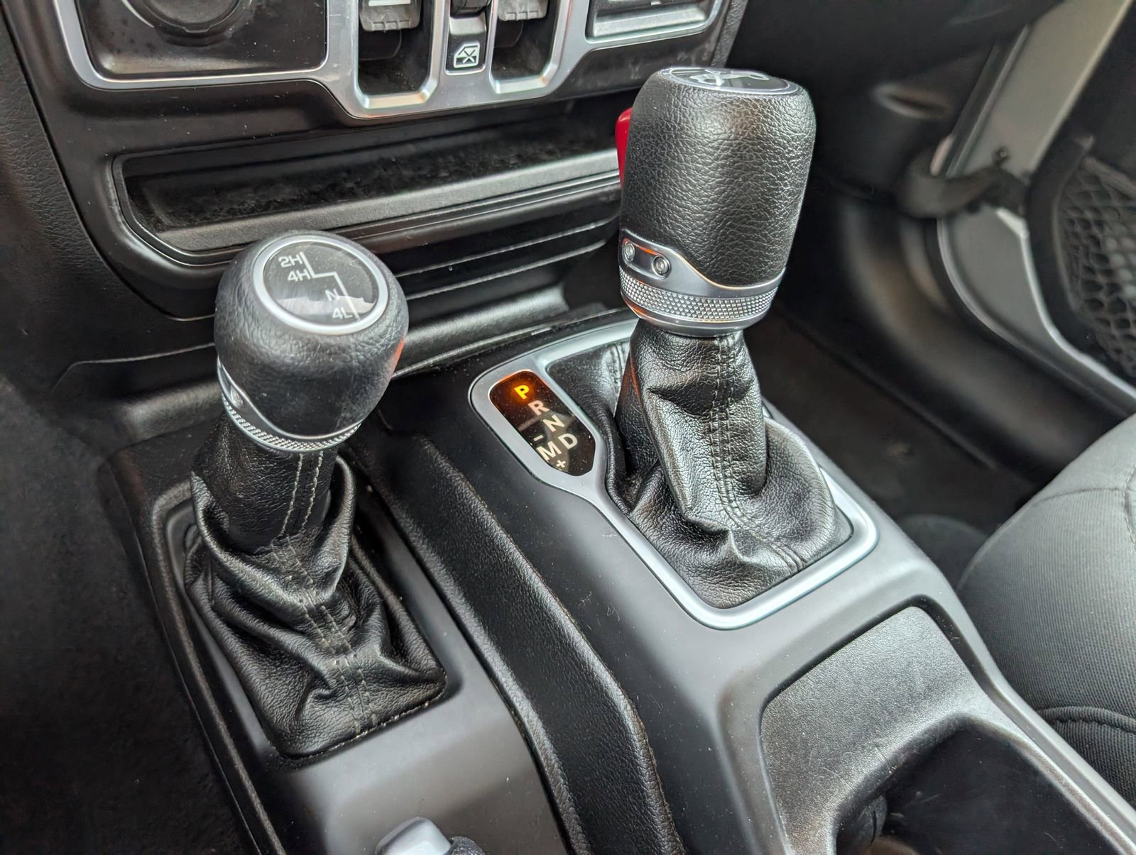 Used 2018 Jeep Wrangler Unlimited Sport S image 7
