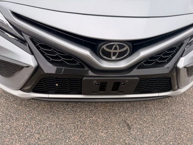 Used 2022 Toyota Camry XSE image 23