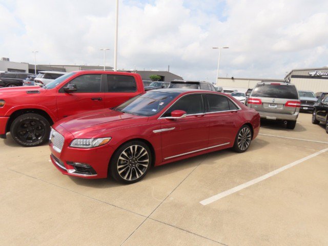 Used 2020 Lincoln Continental Reserve w/ Luxury Package image 2