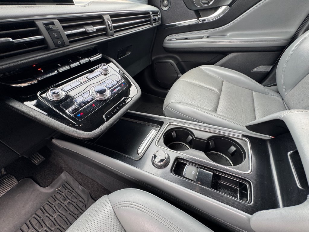 Used 2021 Lincoln Corsair Reserve FWD image 29