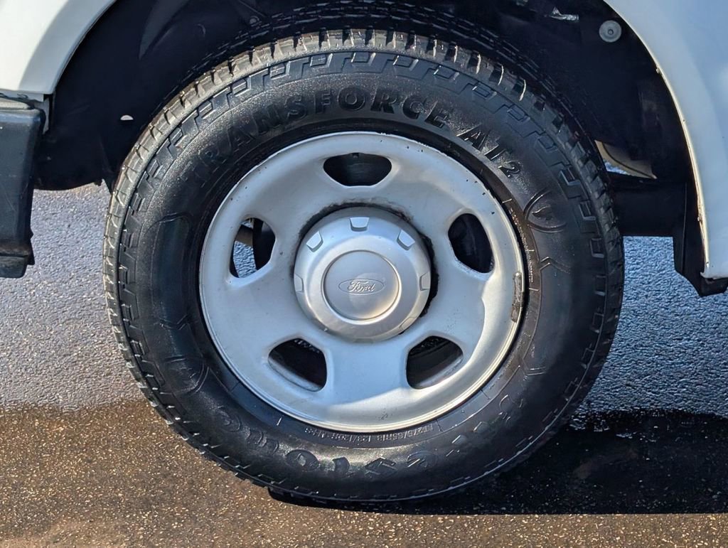 Used 2009 Ford F350 XL image 12