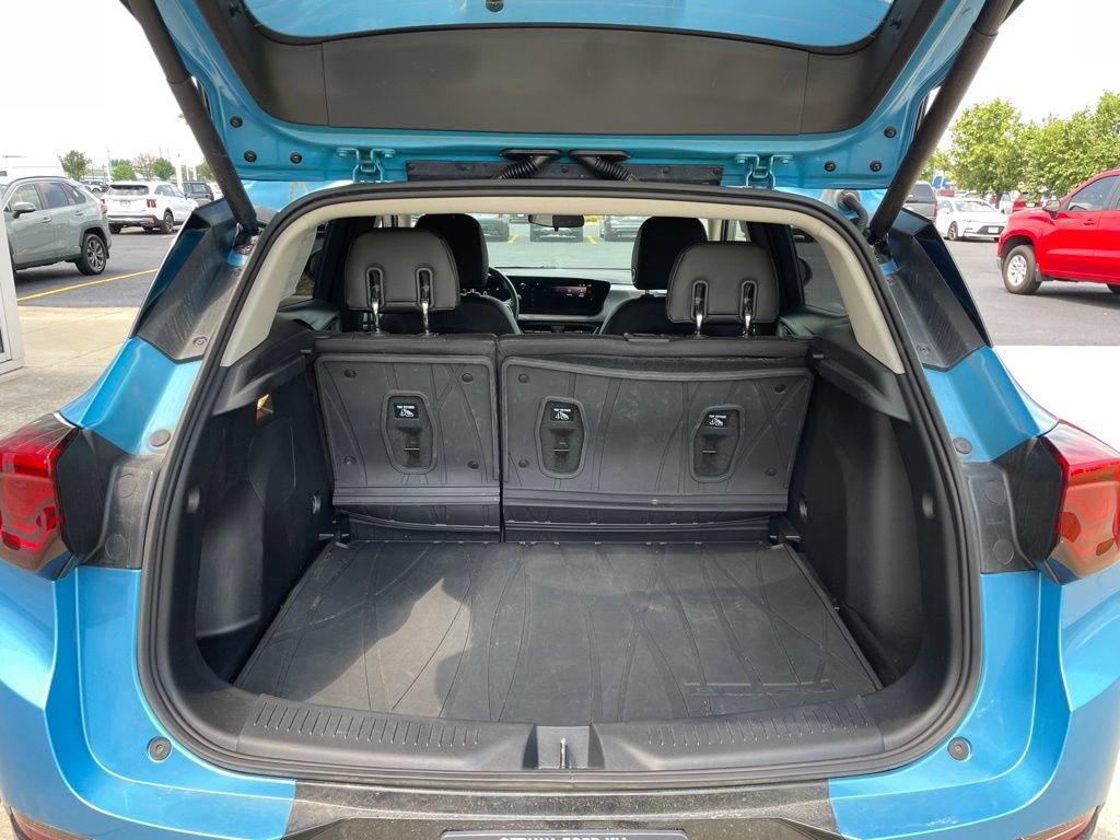 Used 2025 Buick Encore GX Sport Touring w/ Comfort Package FWD image 13